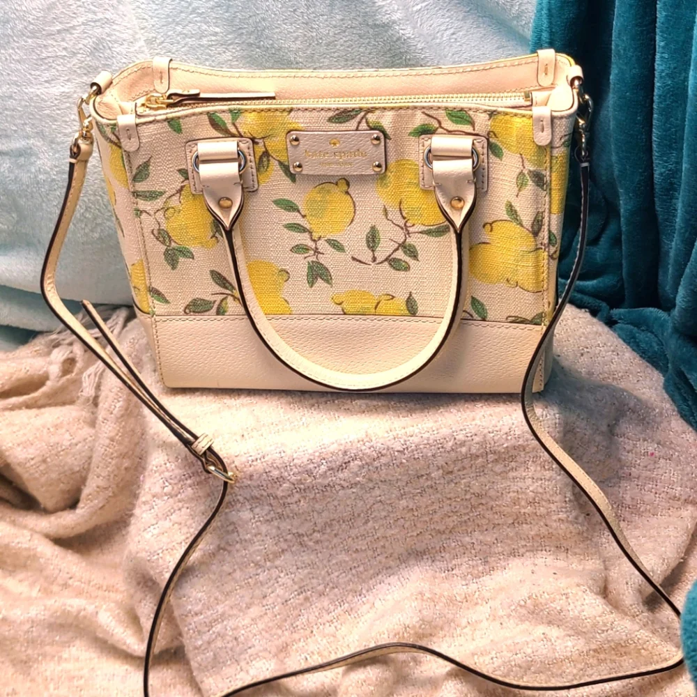 RARE print Kate Spade NY Cream and Lemon Handbag/crossbody